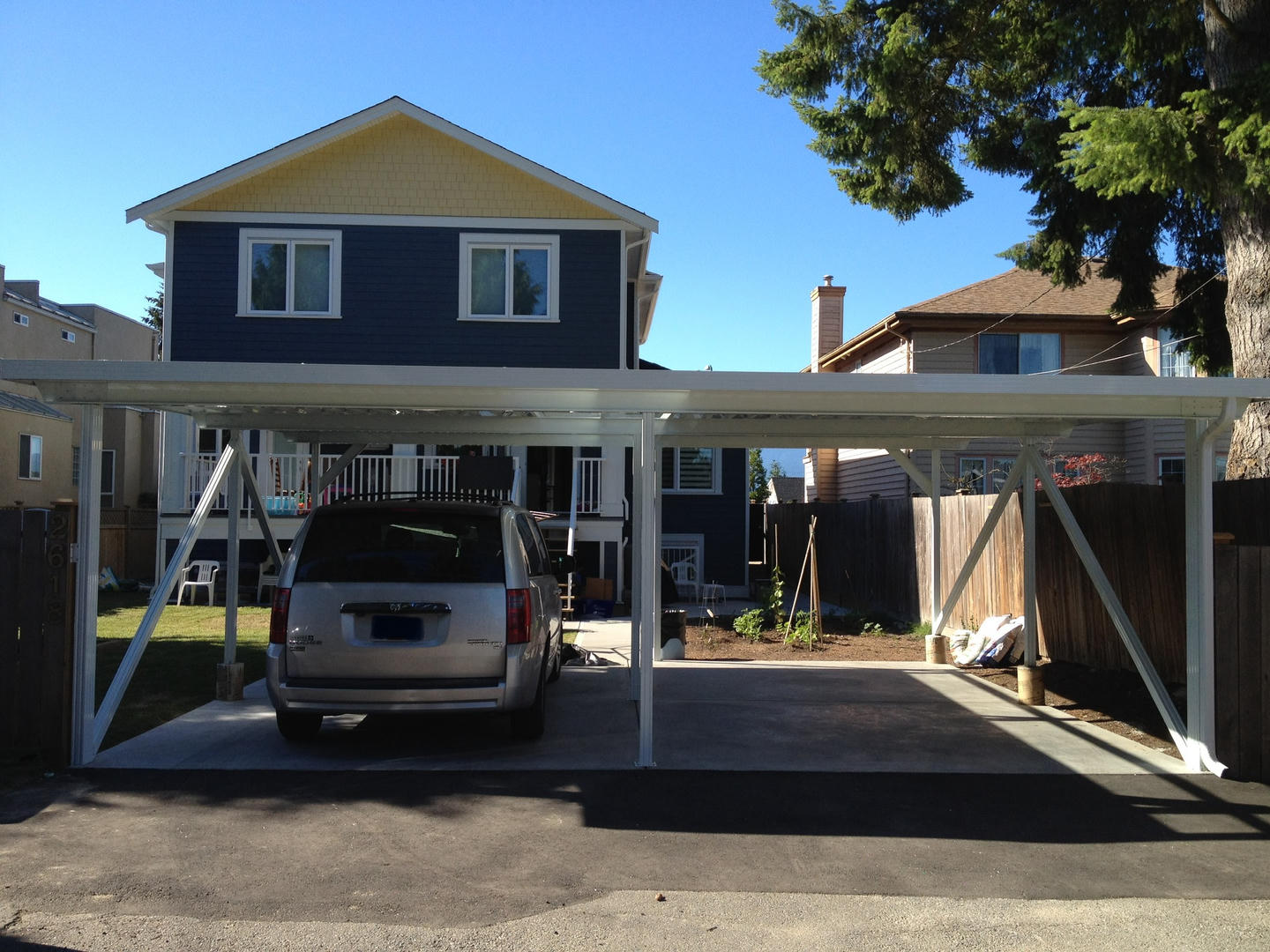 Flat Carport for parallel parking